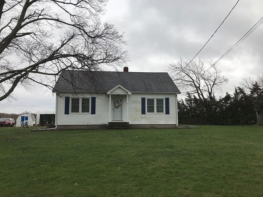 1st image of 2169 Sound Ave