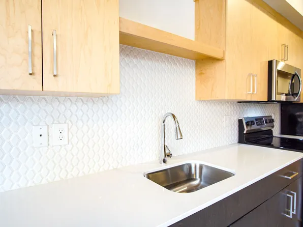6015 S Virginia Ave #108, Portland, OR 97239