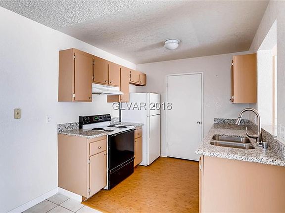 5th image of 221 Mission Newport Ln APT 105