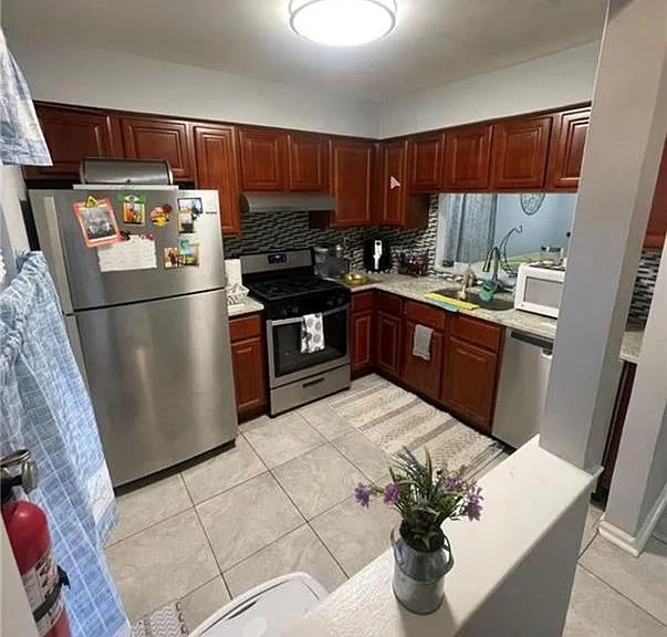 103 Woodbridge Cmns #103 — Photo 4
