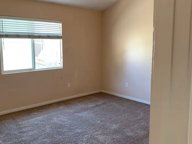5404 El Palacio Dr — Photo 21