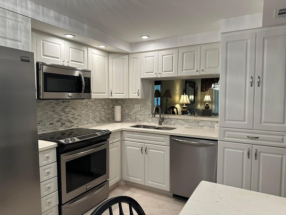 1st image of 1101 Colony Point Circle #108