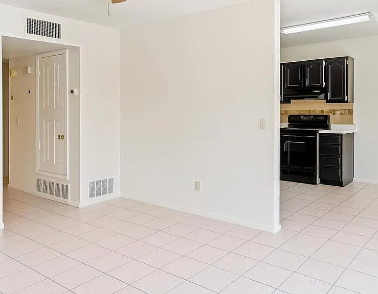 1311 Renda Ct #2 — Photo 5