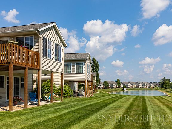 3rd image of 6648 Gracepoint Dr SE #43