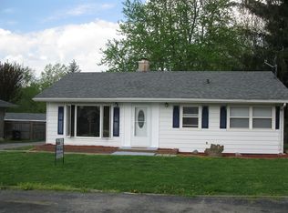 817 Knob Hill Dr, Veedersburg, IN
