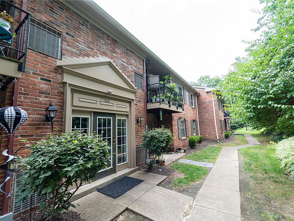 1st image of 1010 Margarite Dr APT F