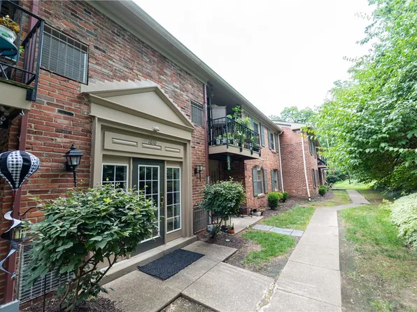 1010 Margarite Dr APT F, Pittsburgh, PA 15216