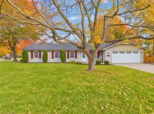 33020 Leafy Mill Ln, North Ridgeville, OH 44039