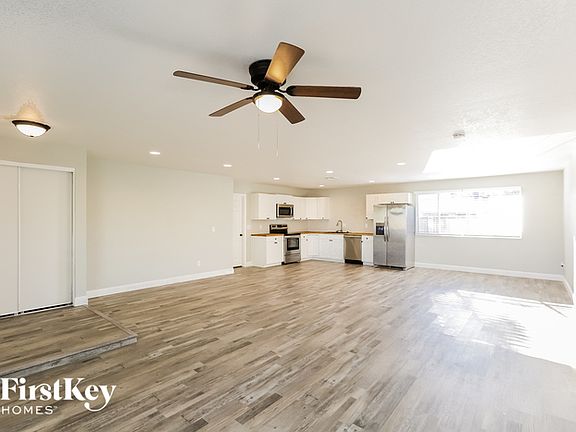3rd image of 4627 W Saguaro Dr