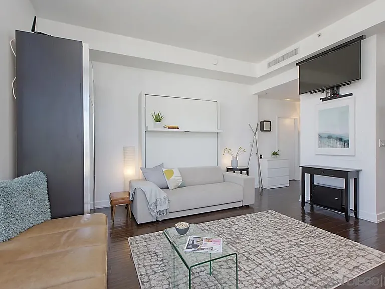 575 6th Ave #1203 — Photo 3