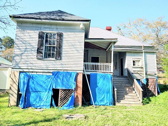 3rd image of 12416 W Broad Street