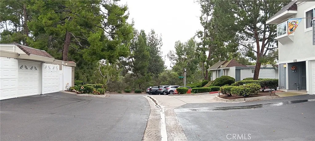 3 bed, 1368 sqft, $3,650 — Photo 3