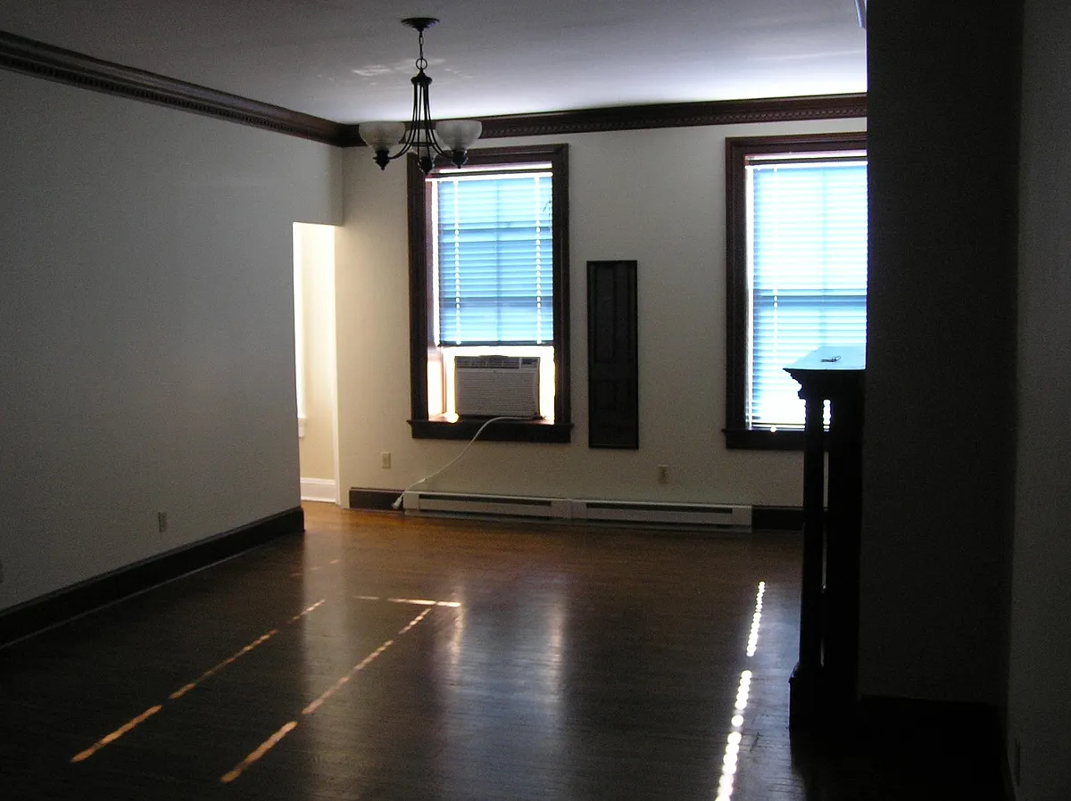 Building Photo - 20 N Carey St #3