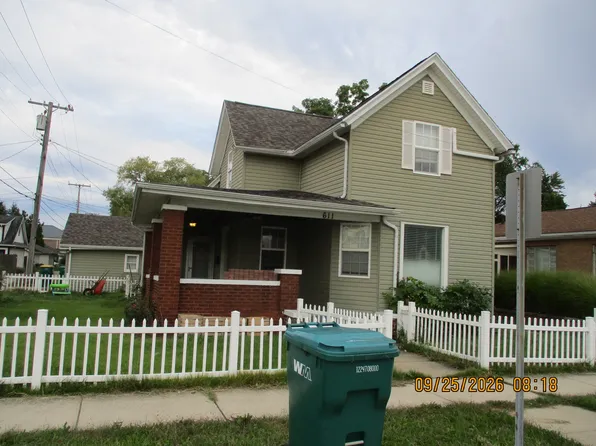 611 Liberty Dr #1, Mishawaka, IN 46545