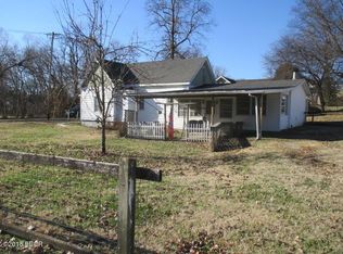 316 E Chestnut St, Anna, IL 62906
