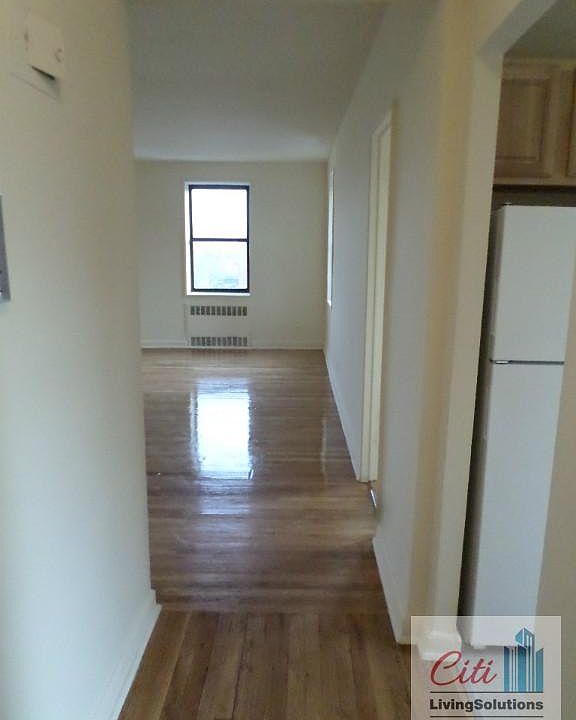 1st image of 3710 76th St APT 6D