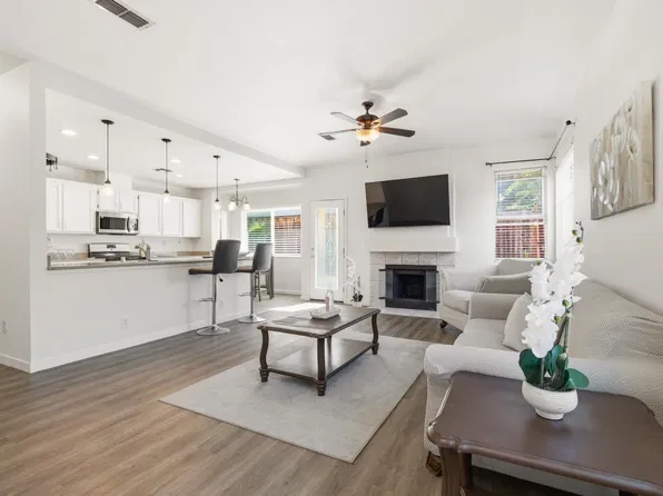 3600 Amethyst Dr, Rocklin, CA 95677