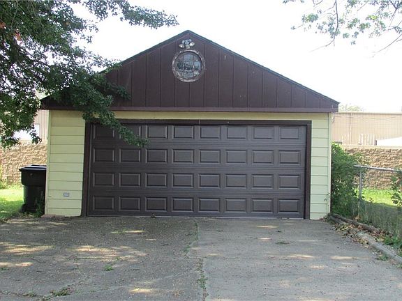 2nd image of 5140 W 139th St