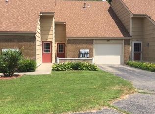 293 E 24th St, Holland, MI 49423