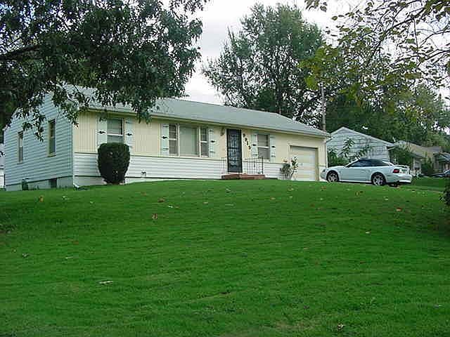 1st image of 9915 Bellaire Ave