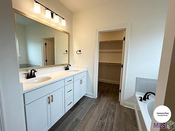 5th image of 44295 Huntley Rd