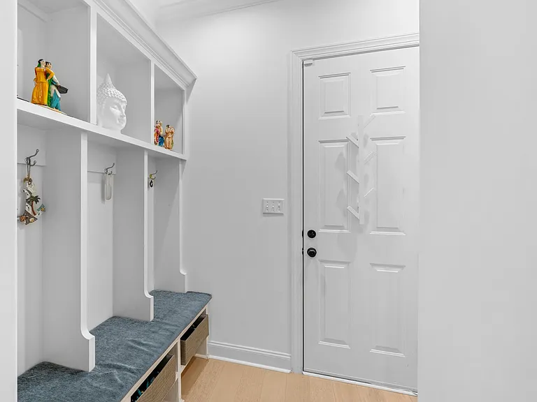 1488 Covington Wood Cv — Photo 17