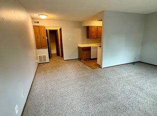 5120 Leighton Ave #4, Lincoln, NE 68504