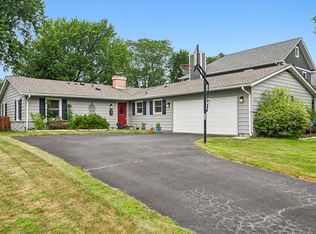 1810 N Ridge Ave, Arlington Heights, IL 60004