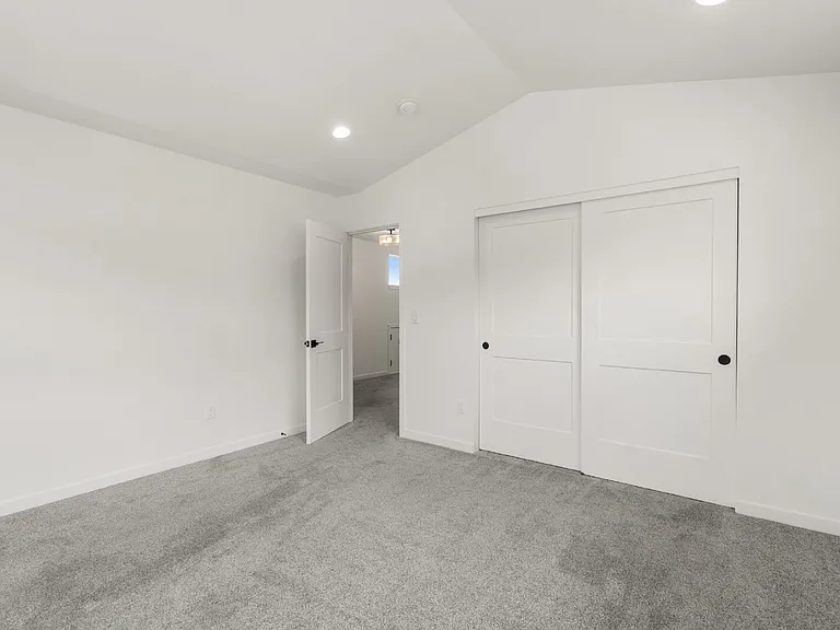 256 Rockfellow Pl — Photo 22