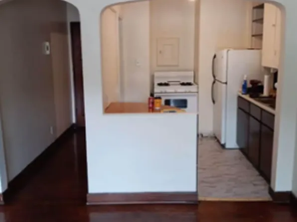5700 W North Ave #7, Milwaukee, WI 53208