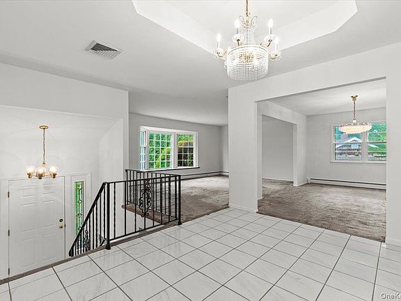 5th image of 35 Pinehurst Drive