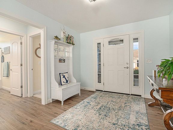 3rd image of 51056 Sail Bay Ct