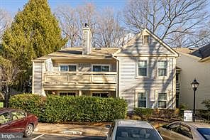 1st image of 2225 Lovedale Ln #1