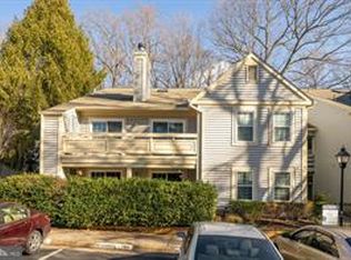2225 Lovedale Ln #1, Reston, VA 20191