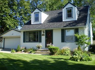 2007 W Custer Ave, Milwaukee, WI 53209