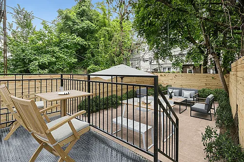 1059 Greene Ave #1 Photo 1