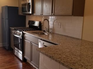 415 S 10th St APT 1R, Philadelphia, PA 19147