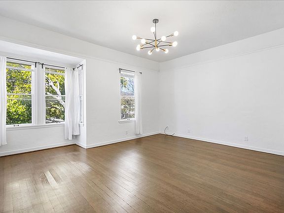 5th image of 1000 Central Ave APT C