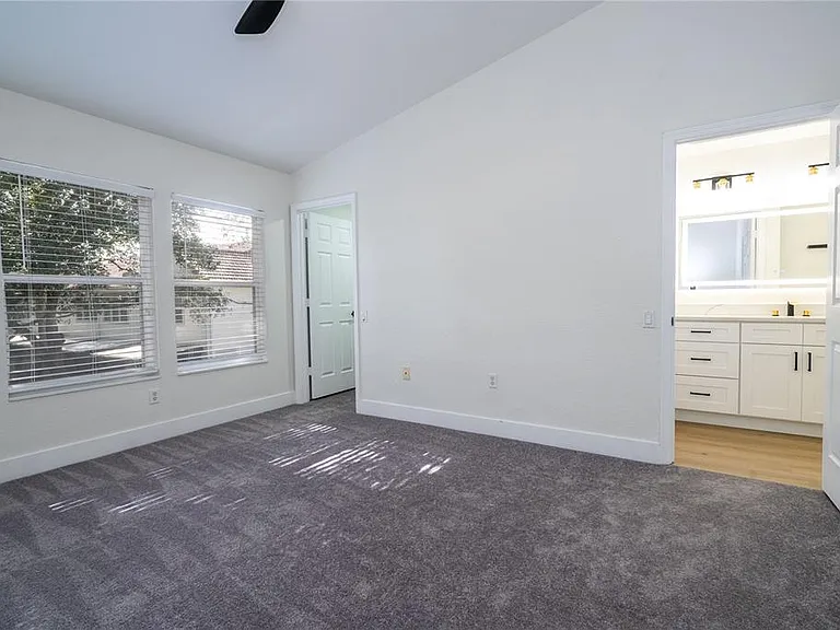6979 Sperone St — Photo 14