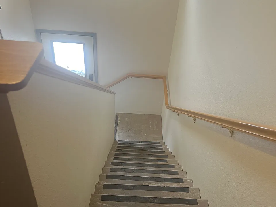 128 W 14th Ave #4