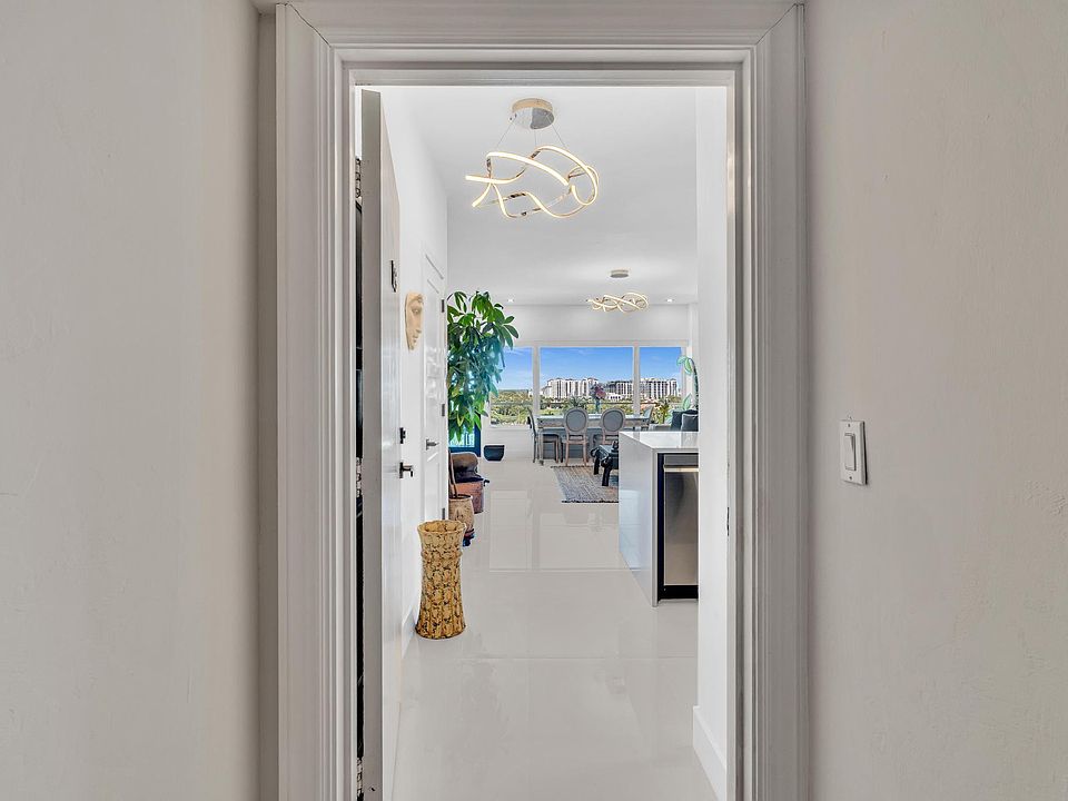1st image of 701 E Camino Real #12g