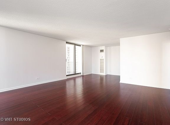 5th image of 70 W Huron St APT 703