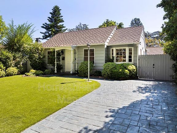 2nd image of 4238 Goodland Ave