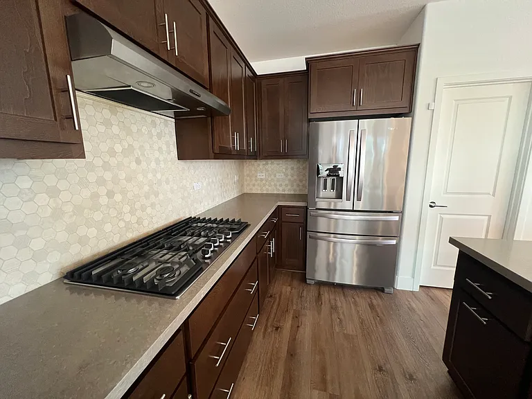 843 Barney Cmn — Photo 12