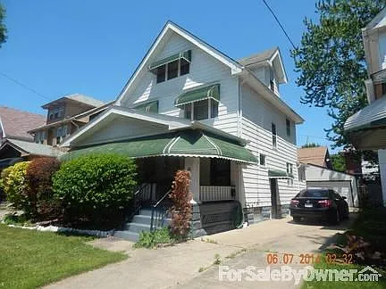 481 E 120th St photo 1