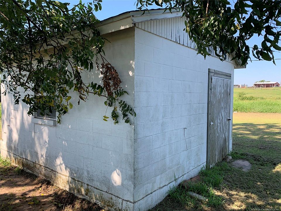 2nd image of 8041 County Road 1570
