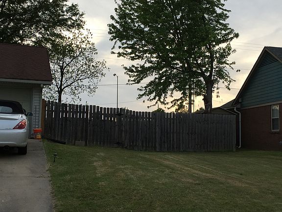2nd image of 6019 Chickasaw Dr