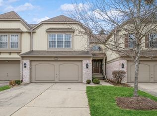 502 Cherbourg Dr, Buffalo Grove, IL 60089
