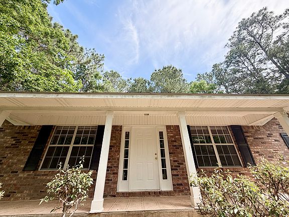 4th image of 375 Ridgewood Dr