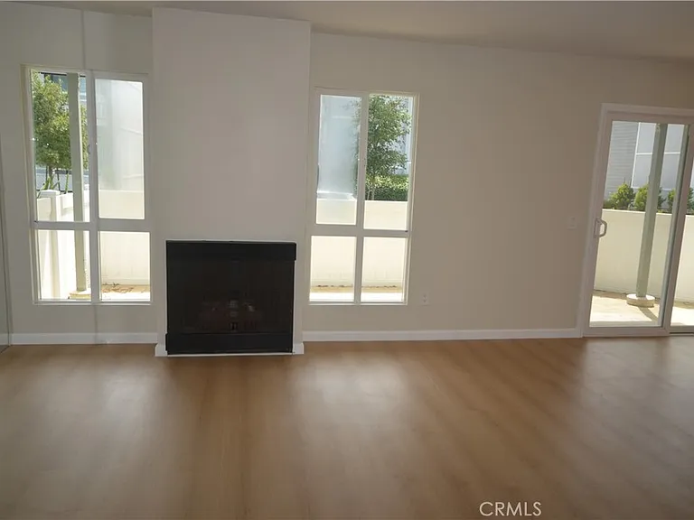 10 Seaside Cir #C129 — Photo 4